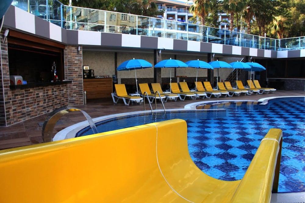 Merlin Beach Park Hotel Tosmur Eksteriør billede